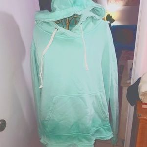 FREE PEOPLE SWEATSHIRT
